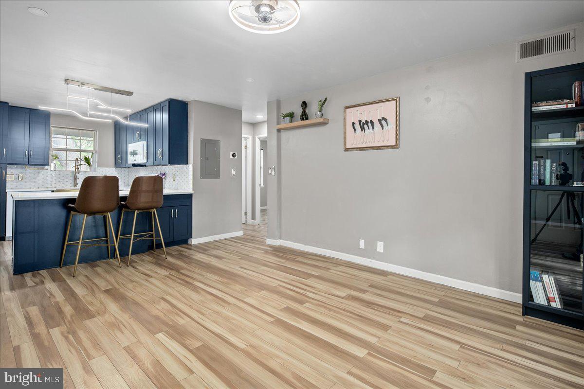 2833 S WAKEFIELD ST #C, ARLINGTON, Virginia 22206, 2 Bedrooms Bedrooms, ,1 BathroomBathrooms,Residential,For sale,2833 S WAKEFIELD ST #C,VAAR2062278 MLS # VAAR2062278