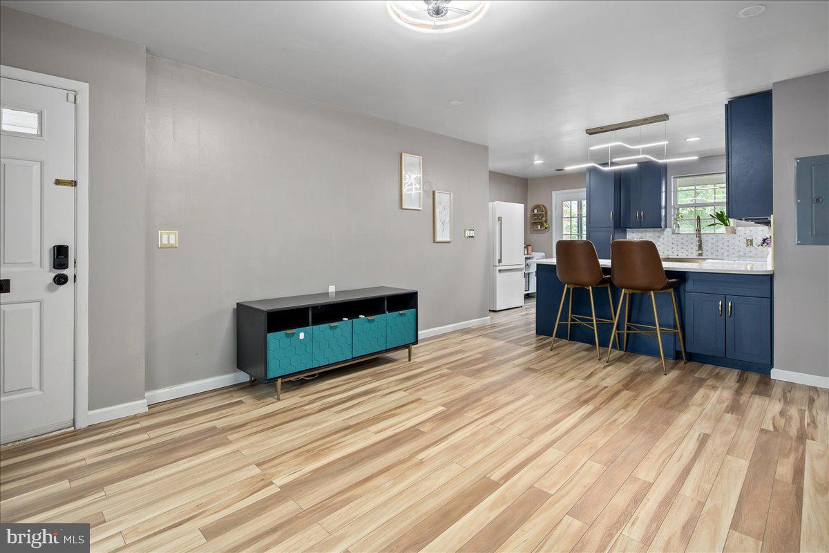 2833 S WAKEFIELD ST #C, ARLINGTON, Virginia 22206, 2 Bedrooms Bedrooms, ,1 BathroomBathrooms,Residential,For sale,2833 S WAKEFIELD ST #C,VAAR2062278 MLS # VAAR2062278