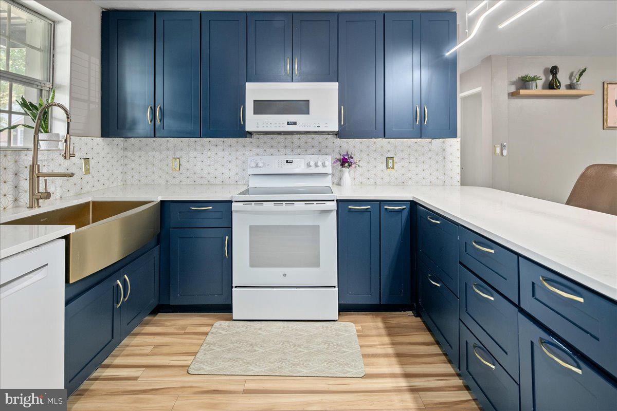 2833 S WAKEFIELD ST #C, ARLINGTON, Virginia 22206, 2 Bedrooms Bedrooms, ,1 BathroomBathrooms,Residential,For sale,2833 S WAKEFIELD ST #C,VAAR2062278 MLS # VAAR2062278