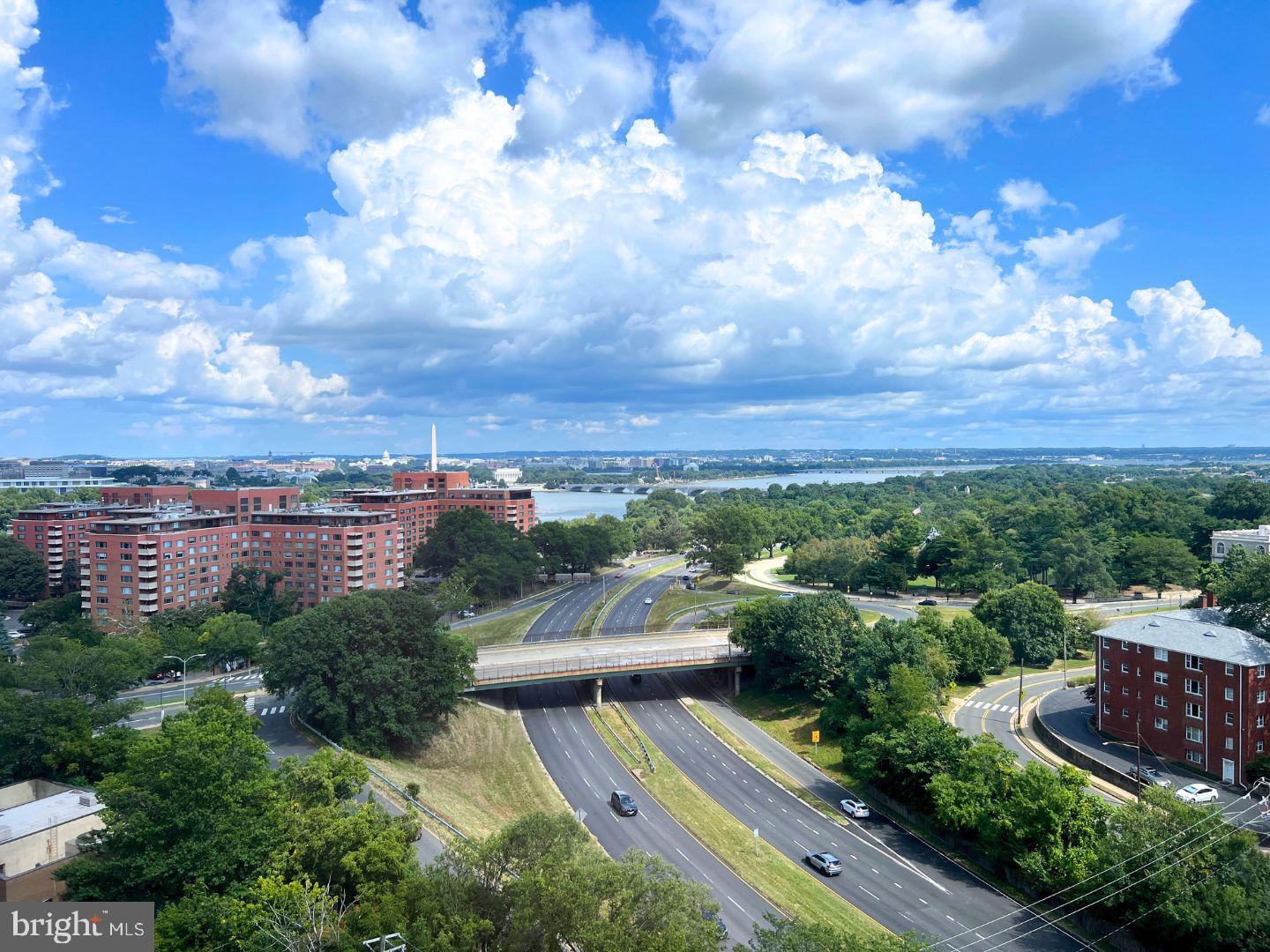 1600 N OAK ST #1115, ARLINGTON, Virginia 22209, 2 Bedrooms Bedrooms, ,2 BathroomsBathrooms,Residential,For sale,1600 N OAK ST #1115,VAAR2062310 MLS # VAAR2062310