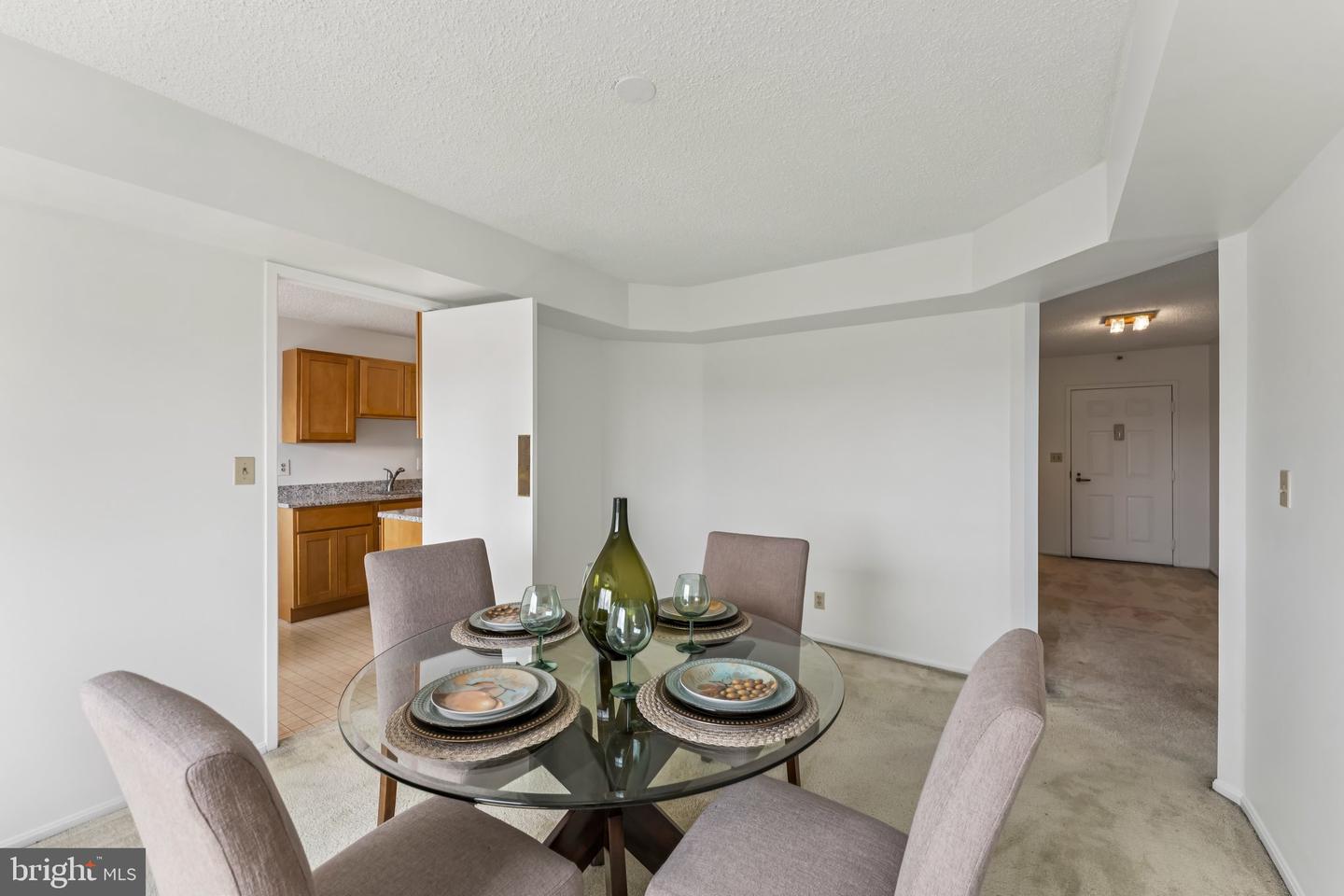 1600 N OAK ST #1115, ARLINGTON, Virginia 22209, 2 Bedrooms Bedrooms, ,2 BathroomsBathrooms,Residential,For sale,1600 N OAK ST #1115,VAAR2062310 MLS # VAAR2062310
