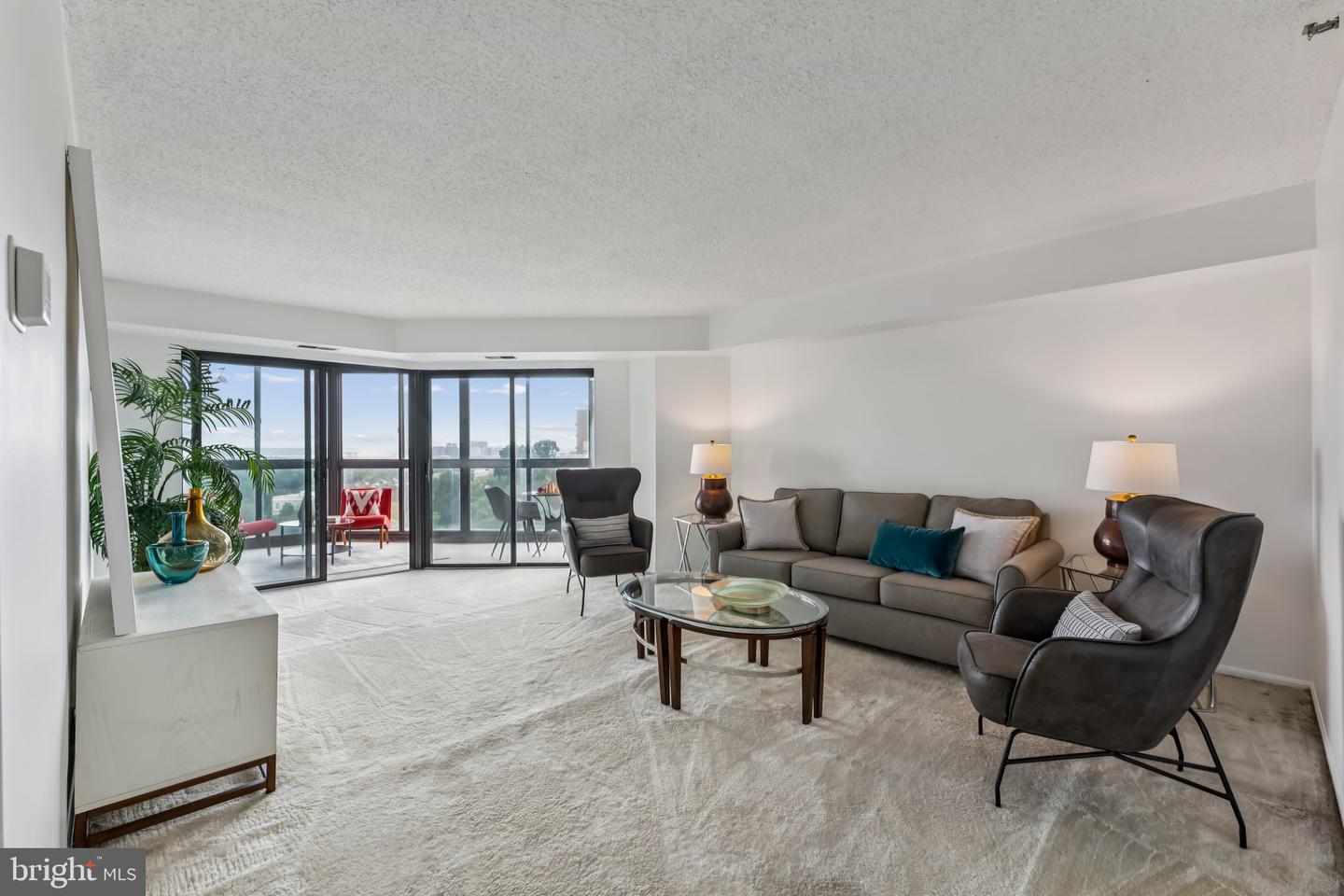 1600 N OAK ST #1115, ARLINGTON, Virginia 22209, 2 Bedrooms Bedrooms, ,2 BathroomsBathrooms,Residential,For sale,1600 N OAK ST #1115,VAAR2062310 MLS # VAAR2062310