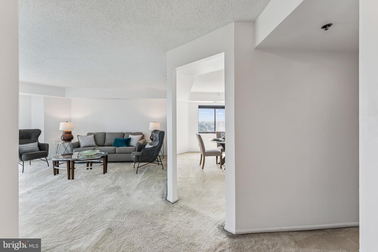 1600 N OAK ST #1115, ARLINGTON, Virginia 22209, 2 Bedrooms Bedrooms, ,2 BathroomsBathrooms,Residential,For sale,1600 N OAK ST #1115,VAAR2062310 MLS # VAAR2062310