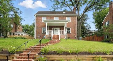 1821 SHEPHERD ST NE, WASHINGTON, District Of Columbia 20018, 6 Bedrooms Bedrooms, ,4 BathroomsBathrooms,Residential,For sale,1821 SHEPHERD ST NE,DCDC2215302 MLS # DCDC2215302