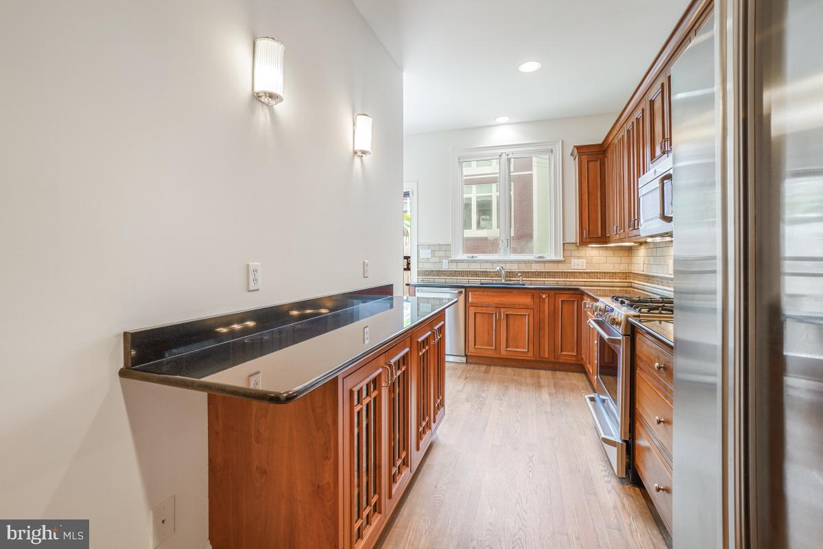2729 ONTARIO RD NW, WASHINGTON, District Of Columbia 20009, 4 Bedrooms Bedrooms, ,1 BathroomBathrooms,Residential,For sale,2729 ONTARIO RD NW,DCDC2215330 MLS # DCDC2215330