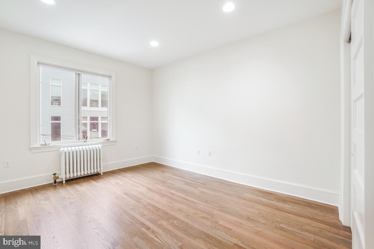 2729 ONTARIO RD NW, WASHINGTON, District Of Columbia 20009, 4 Bedrooms Bedrooms, ,1 BathroomBathrooms,Residential,For sale,2729 ONTARIO RD NW,DCDC2215330 MLS # DCDC2215330