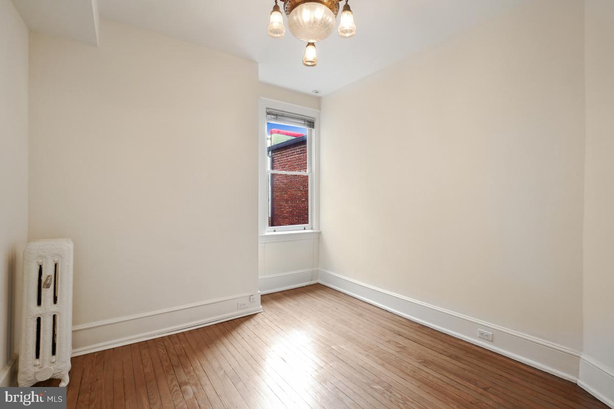 2729 ONTARIO RD NW, WASHINGTON, District Of Columbia 20009, 4 Bedrooms Bedrooms, ,1 BathroomBathrooms,Residential,For sale,2729 ONTARIO RD NW,DCDC2215330 MLS # DCDC2215330