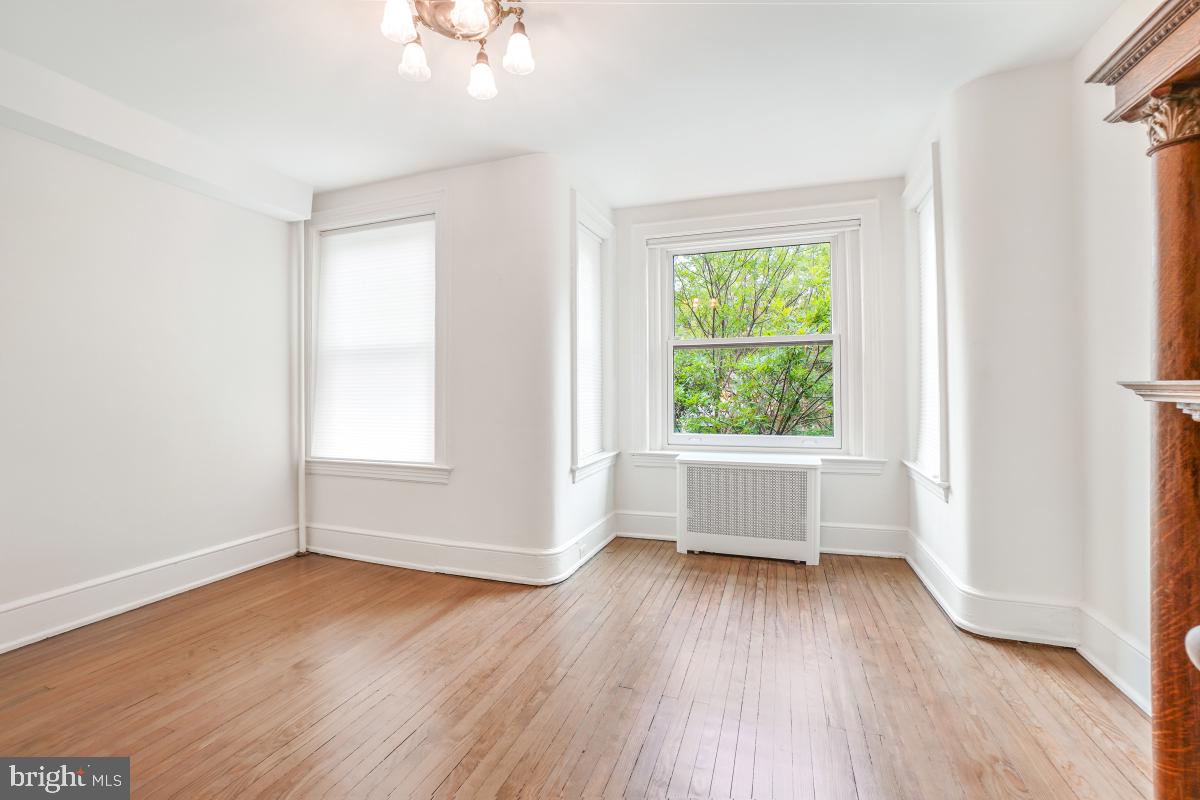 2729 ONTARIO RD NW, WASHINGTON, District Of Columbia 20009, 4 Bedrooms Bedrooms, ,1 BathroomBathrooms,Residential,For sale,2729 ONTARIO RD NW,DCDC2215330 MLS # DCDC2215330