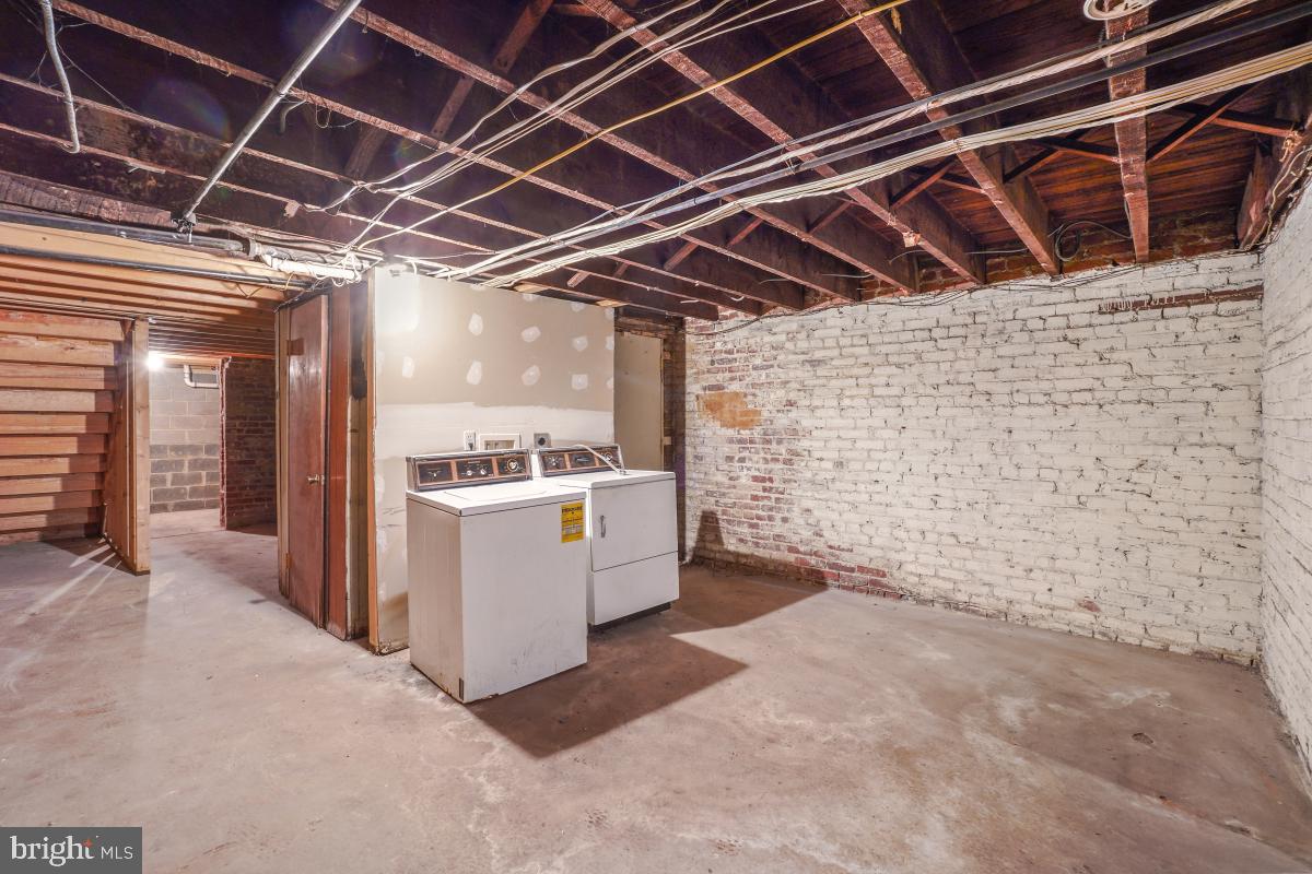 2729 ONTARIO RD NW, WASHINGTON, District Of Columbia 20009, 4 Bedrooms Bedrooms, ,1 BathroomBathrooms,Residential,For sale,2729 ONTARIO RD NW,DCDC2215330 MLS # DCDC2215330