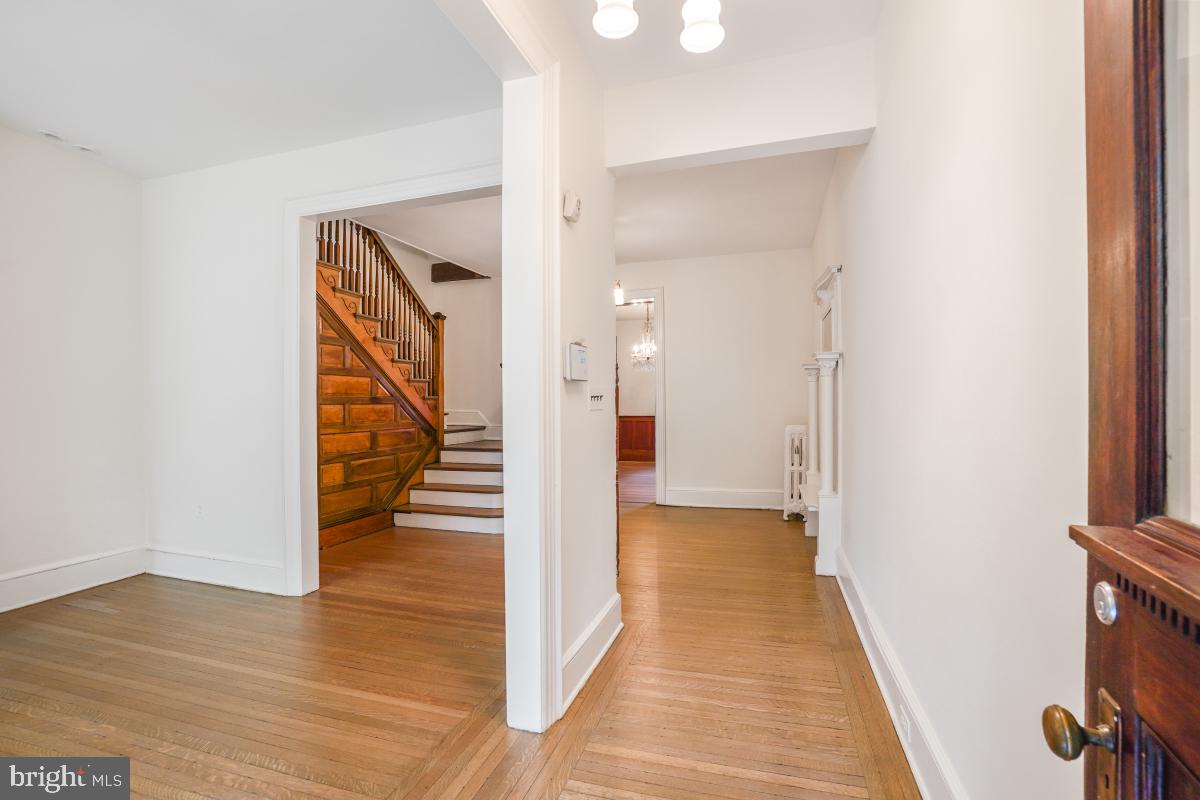 2729 ONTARIO RD NW, WASHINGTON, District Of Columbia 20009, 4 Bedrooms Bedrooms, ,1 BathroomBathrooms,Residential,For sale,2729 ONTARIO RD NW,DCDC2215330 MLS # DCDC2215330