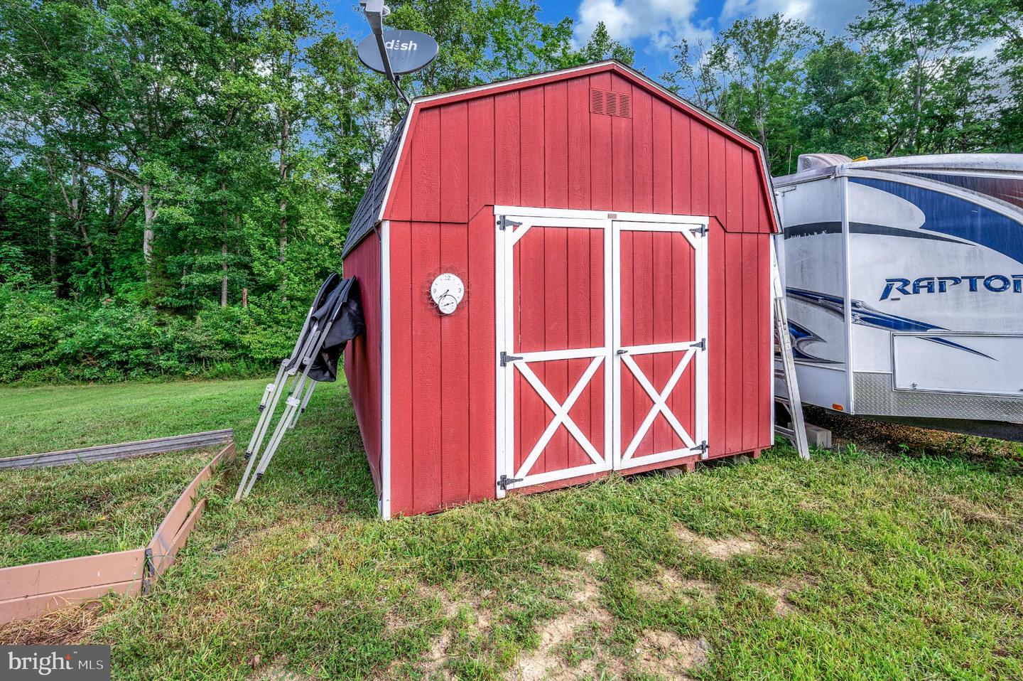 32 KEELY CT, LOUISA, Virginia 23093, 3 Bedrooms Bedrooms, 10 Rooms Rooms,3 BathroomsBathrooms,Residential,For sale,32 KEELY CT,VALA2008444 MLS # VALA2008444