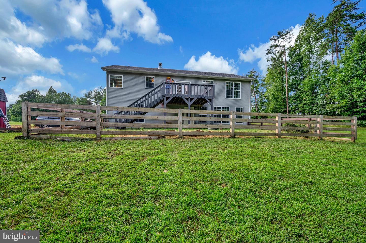 32 KEELY CT, LOUISA, Virginia 23093, 3 Bedrooms Bedrooms, 10 Rooms Rooms,3 BathroomsBathrooms,Residential,For sale,32 KEELY CT,VALA2008444 MLS # VALA2008444