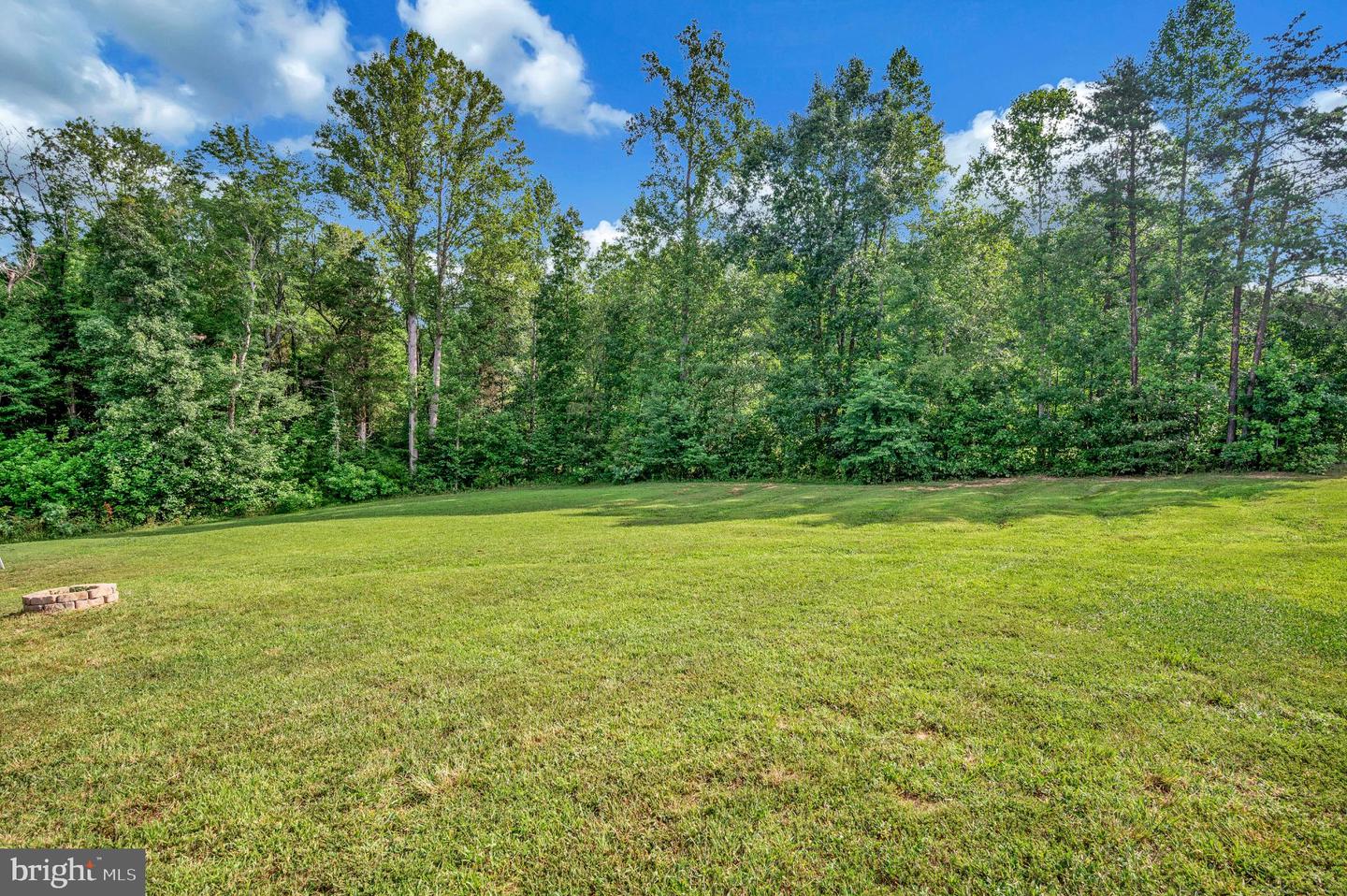 32 KEELY CT, LOUISA, Virginia 23093, 3 Bedrooms Bedrooms, 10 Rooms Rooms,3 BathroomsBathrooms,Residential,For sale,32 KEELY CT,VALA2008444 MLS # VALA2008444