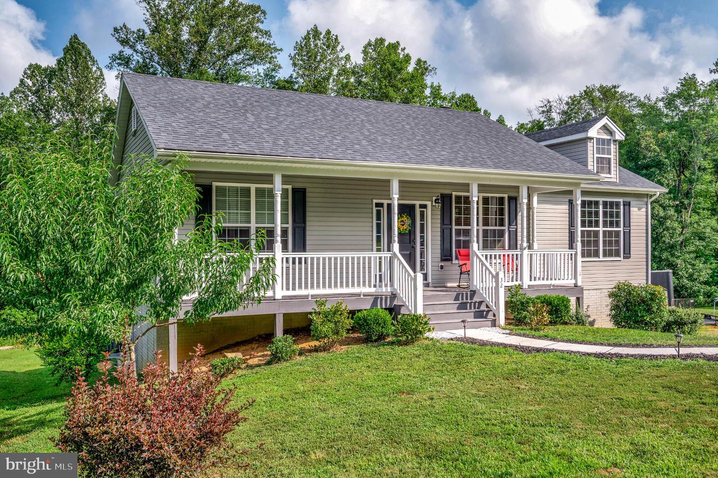 32 KEELY CT, LOUISA, Virginia 23093, 3 Bedrooms Bedrooms, 10 Rooms Rooms,3 BathroomsBathrooms,Residential,For sale,32 KEELY CT,VALA2008444 MLS # VALA2008444
