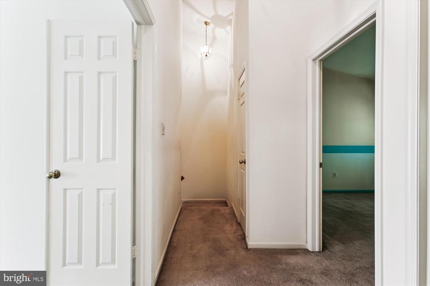 ALEXANDRIA, Virginia 22310, 4 Bedrooms Bedrooms, ,3 BathroomsBathrooms,Residential,For sale,VAFX2261620 MLS # VAFX2261620