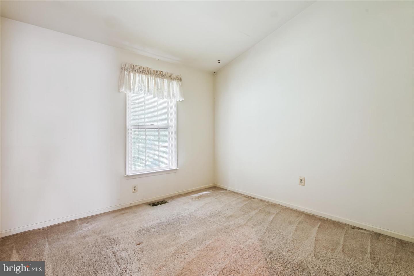 ALEXANDRIA, Virginia 22310, 4 Bedrooms Bedrooms, ,3 BathroomsBathrooms,Residential,For sale,VAFX2261620 MLS # VAFX2261620