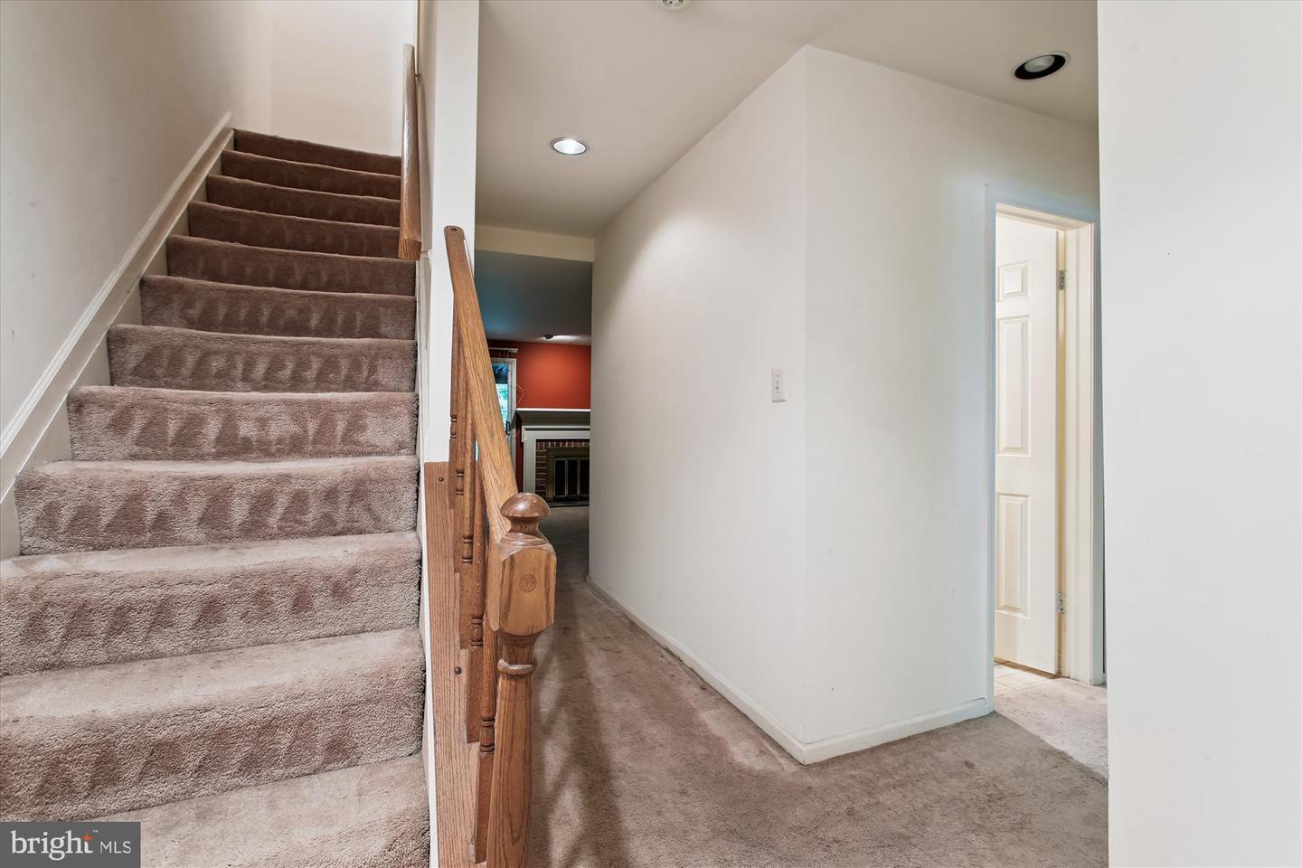 ALEXANDRIA, Virginia 22310, 4 Bedrooms Bedrooms, ,3 BathroomsBathrooms,Residential,For sale,VAFX2261620 MLS # VAFX2261620