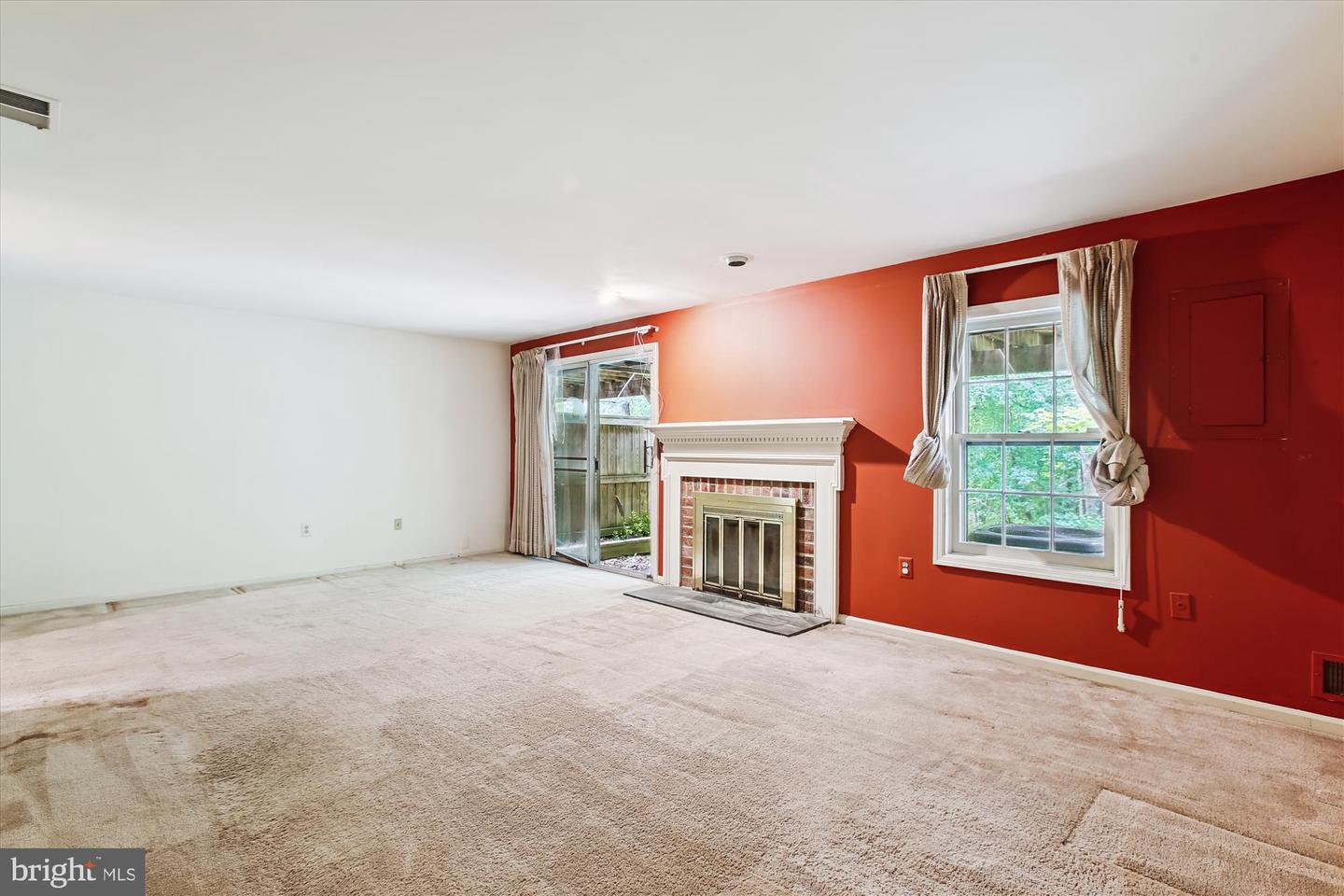 ALEXANDRIA, Virginia 22310, 4 Bedrooms Bedrooms, ,3 BathroomsBathrooms,Residential,For sale,VAFX2261620 MLS # VAFX2261620