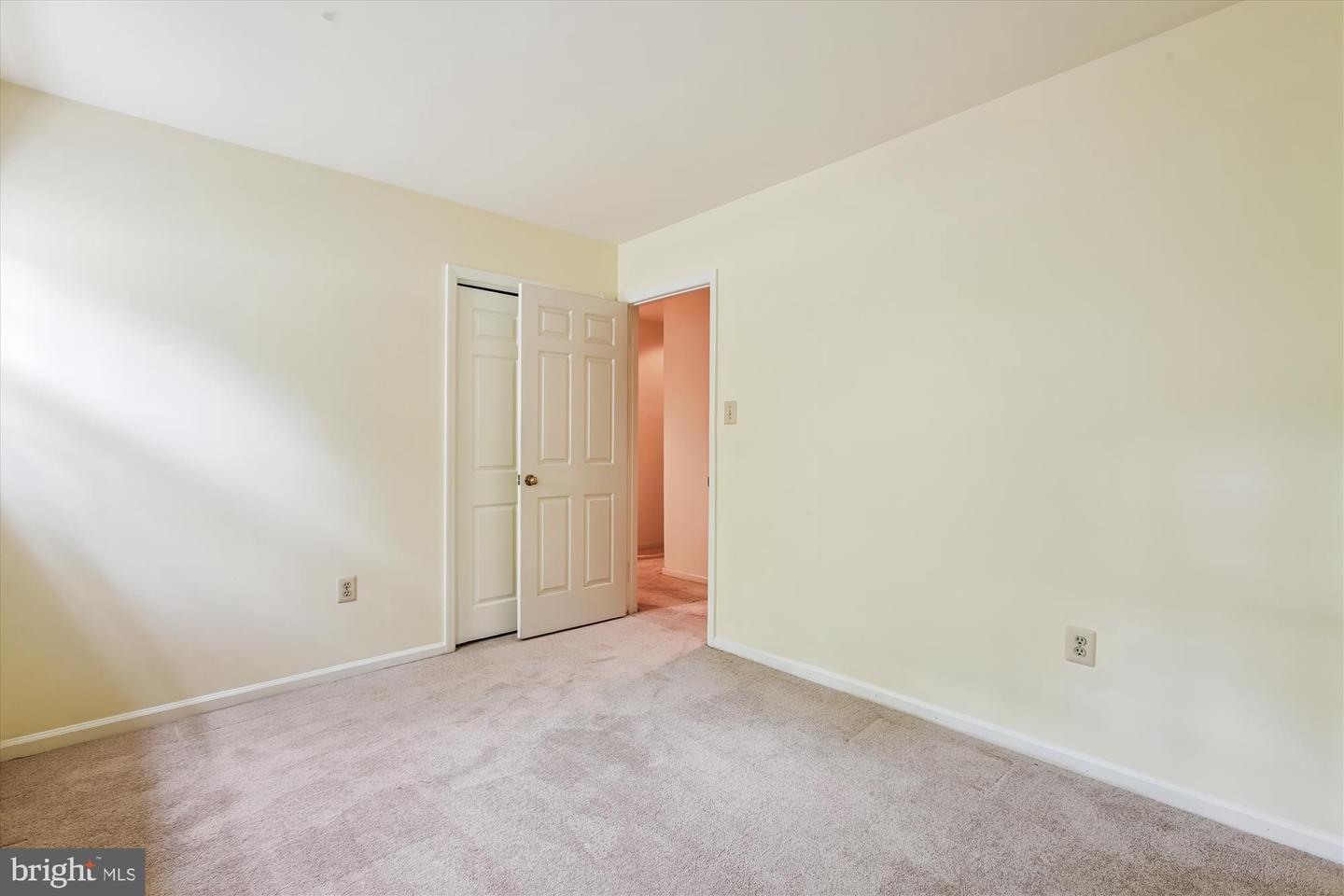 ALEXANDRIA, Virginia 22310, 4 Bedrooms Bedrooms, ,3 BathroomsBathrooms,Residential,For sale,VAFX2261620 MLS # VAFX2261620