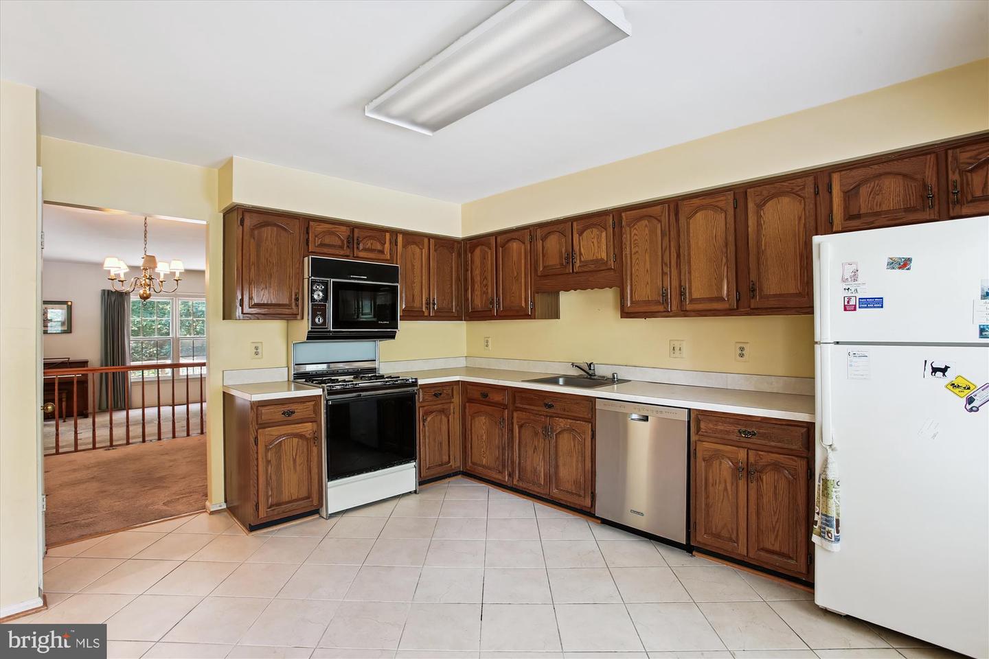 ALEXANDRIA, Virginia 22310, 4 Bedrooms Bedrooms, ,3 BathroomsBathrooms,Residential,For sale,VAFX2261620 MLS # VAFX2261620