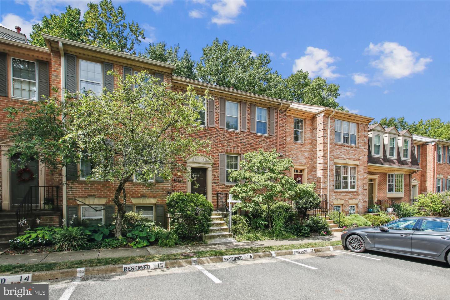 ALEXANDRIA, Virginia 22310, 4 Bedrooms Bedrooms, ,3 BathroomsBathrooms,Residential,For sale,VAFX2261620 MLS # VAFX2261620