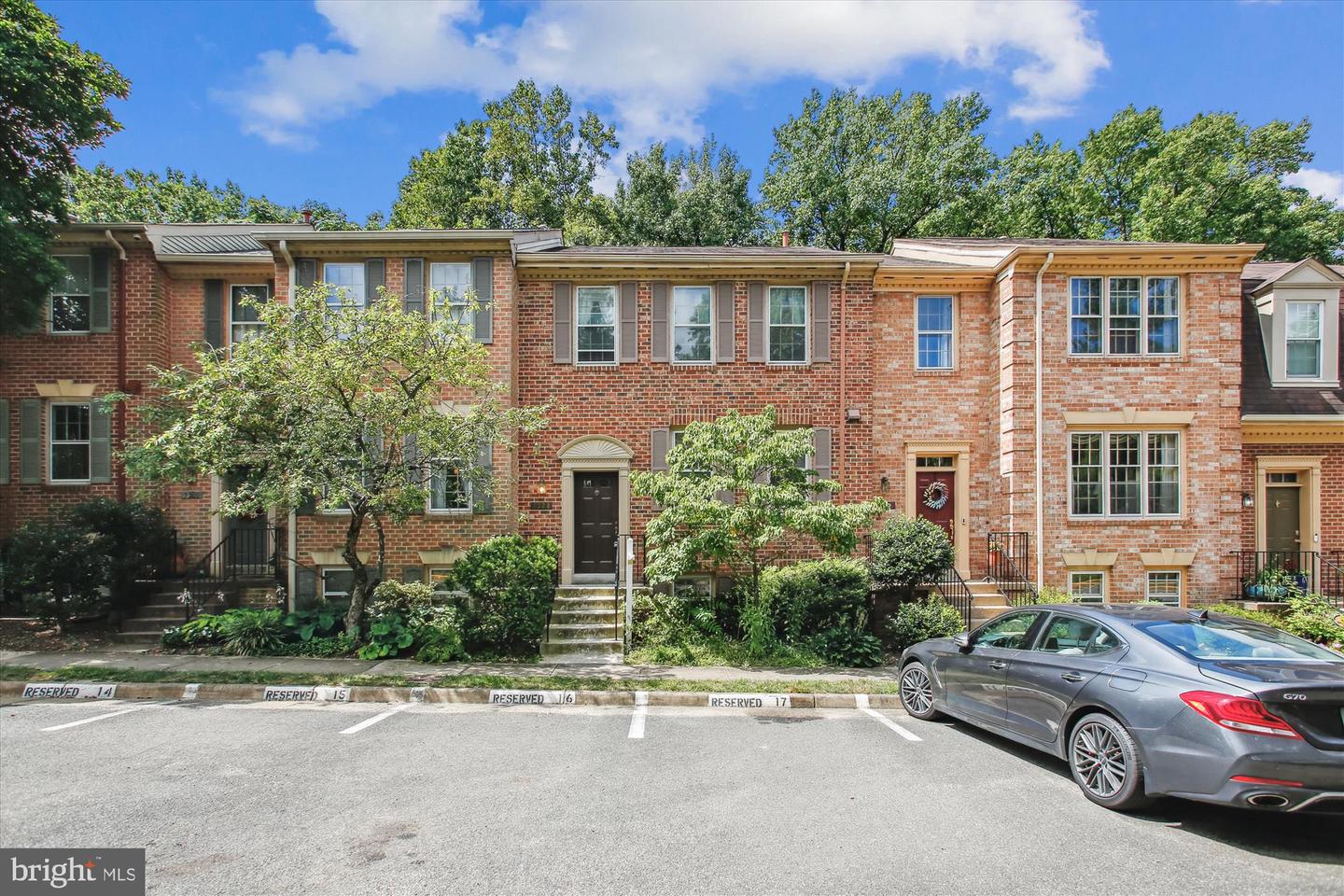 ALEXANDRIA, Virginia 22310, 4 Bedrooms Bedrooms, ,3 BathroomsBathrooms,Residential,For sale,VAFX2261620 MLS # VAFX2261620