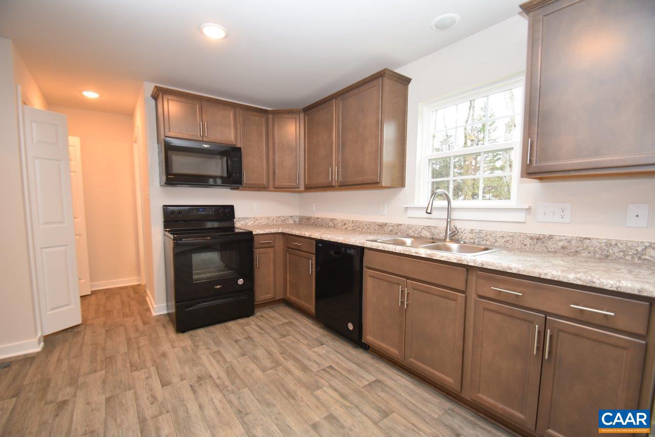 43 BRIDLEWOOD DR #LM 70/11, PALMYRA, Virginia 22963, 3 Bedrooms Bedrooms, ,2 BathroomsBathrooms,Residential,For sale,43 BRIDLEWOOD DR #LM 70/11,667911 MLS # 667911