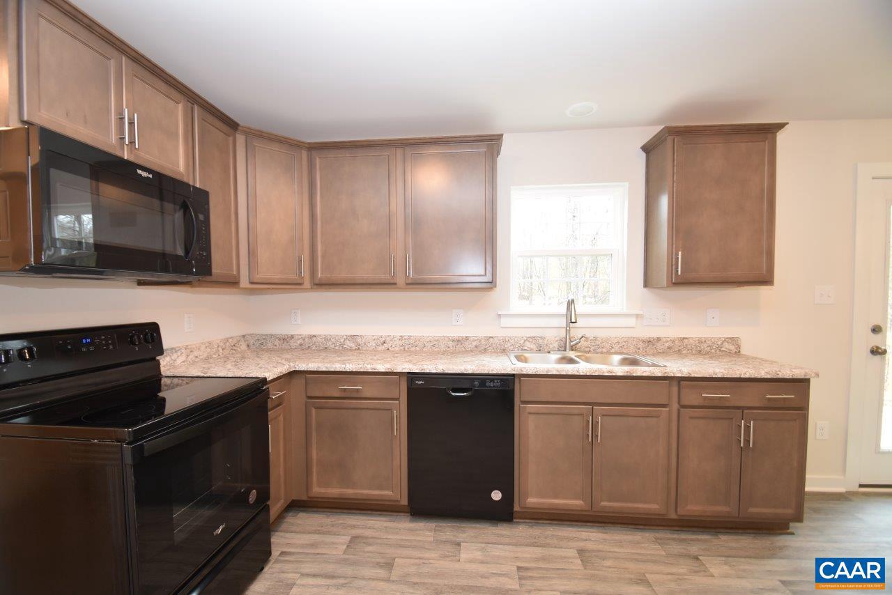 43 BRIDLEWOOD DR #LM 70/11, PALMYRA, Virginia 22963, 3 Bedrooms Bedrooms, ,2 BathroomsBathrooms,Residential,For sale,43 BRIDLEWOOD DR #LM 70/11,667911 MLS # 667911