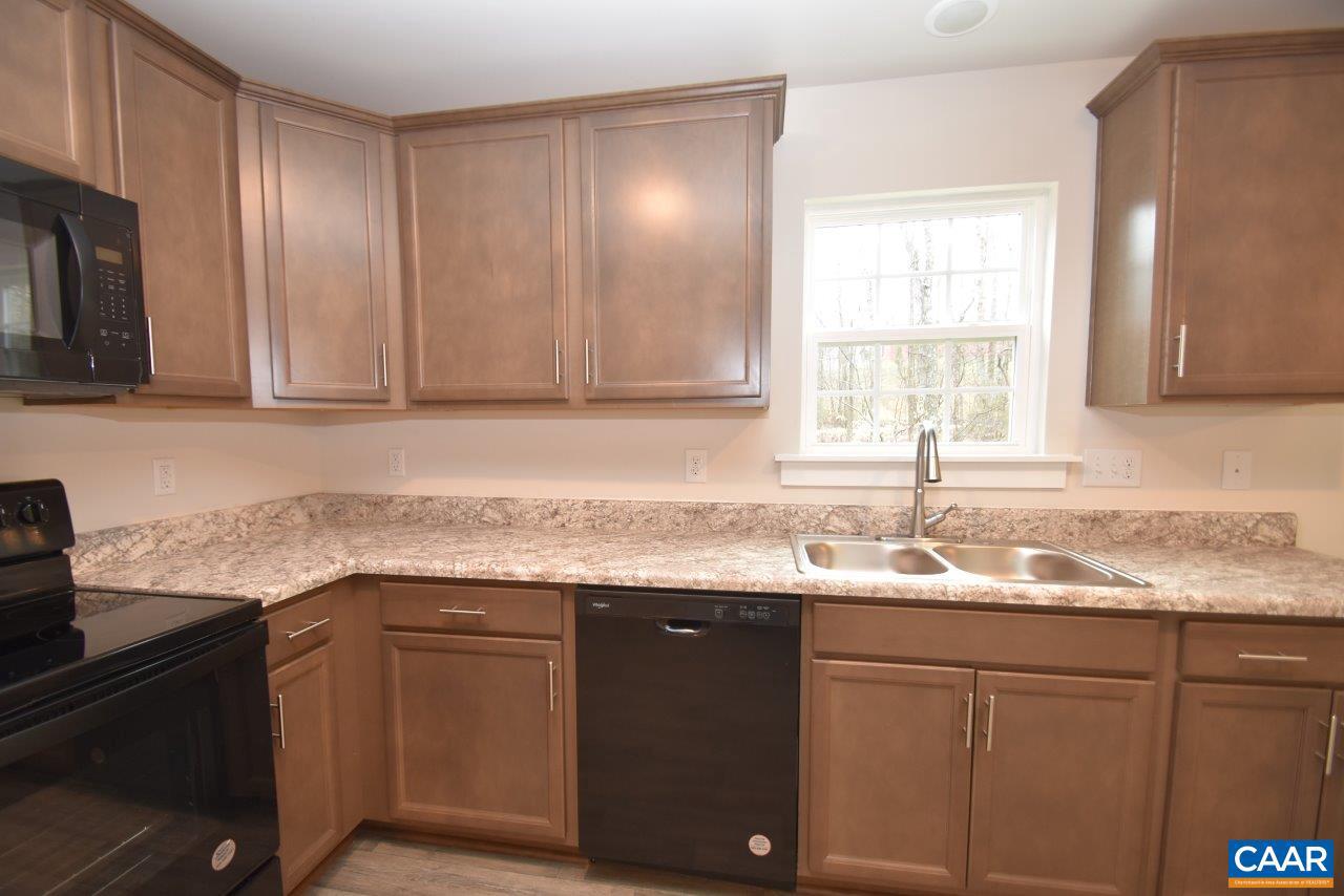 43 BRIDLEWOOD DR #LM 70/11, PALMYRA, Virginia 22963, 3 Bedrooms Bedrooms, ,2 BathroomsBathrooms,Residential,For sale,43 BRIDLEWOOD DR #LM 70/11,667911 MLS # 667911