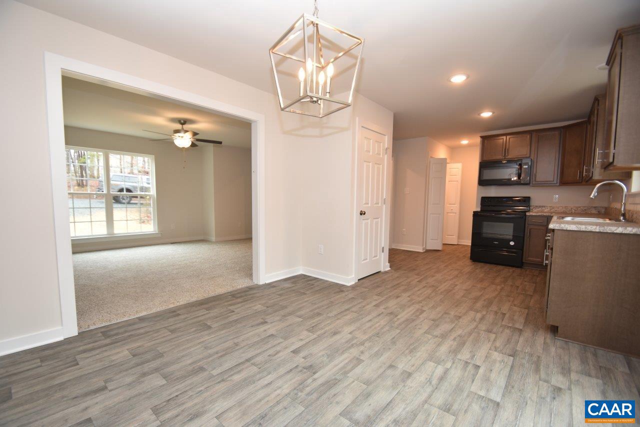43 BRIDLEWOOD DR #LM 70/11, PALMYRA, Virginia 22963, 3 Bedrooms Bedrooms, ,2 BathroomsBathrooms,Residential,For sale,43 BRIDLEWOOD DR #LM 70/11,667911 MLS # 667911