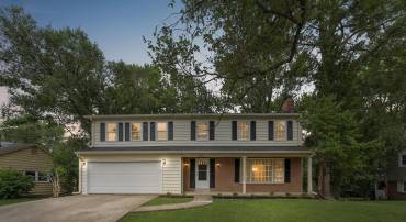 5803 SUNDERLAND CT, ALEXANDRIA, Virginia 22315, 4 Bedrooms Bedrooms, ,4 BathroomsBathrooms,Residential,For sale,5803 SUNDERLAND CT,VAFX2261678 MLS # VAFX2261678