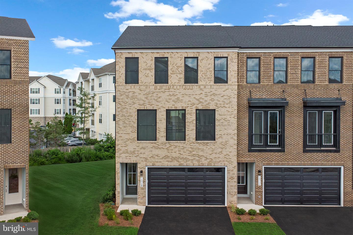 13728 AVIATION PL, HERNDON, Virginia 20171, 3 Bedrooms Bedrooms, ,2 BathroomsBathrooms,Residential,For sale,13728 AVIATION PL,VAFX2261686 MLS # VAFX2261686