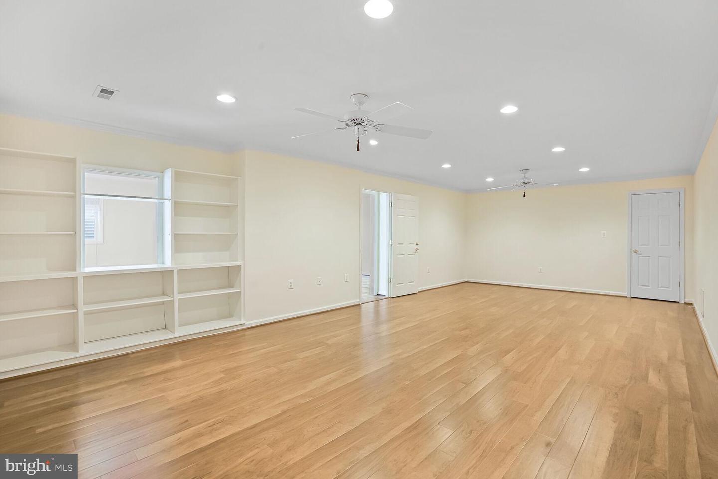 13685 PADDOCK CT, GAINESVILLE, Virginia 20155, 3 Bedrooms Bedrooms, ,3 BathroomsBathrooms,Residential,For sale,13685 PADDOCK CT,VAPW2101656 MLS # VAPW2101656