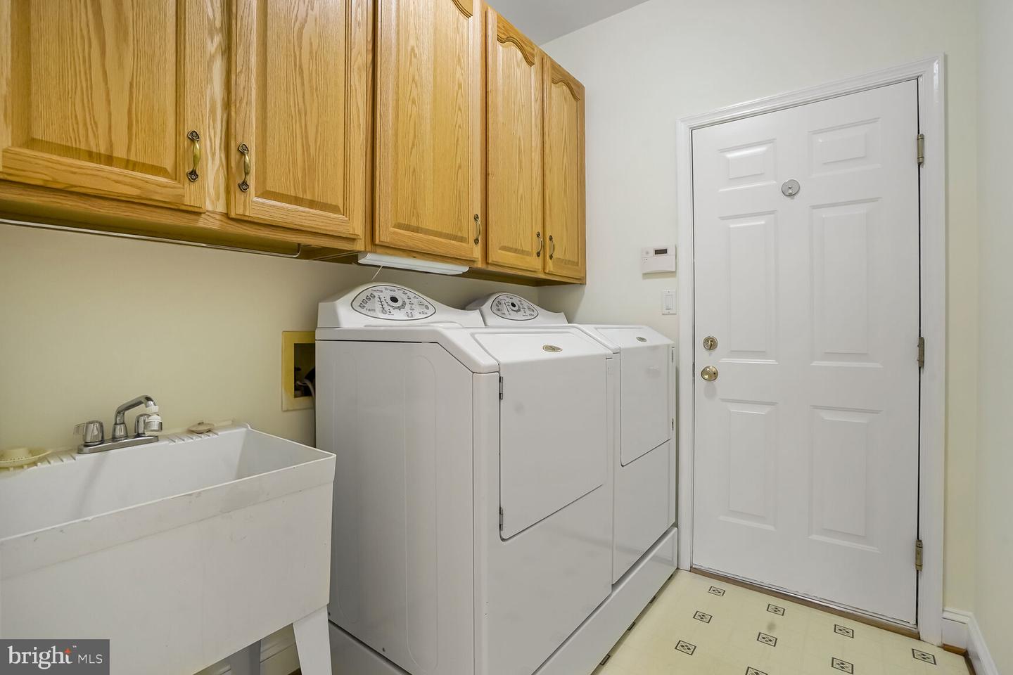 13685 PADDOCK CT, GAINESVILLE, Virginia 20155, 3 Bedrooms Bedrooms, ,3 BathroomsBathrooms,Residential,For sale,13685 PADDOCK CT,VAPW2101656 MLS # VAPW2101656