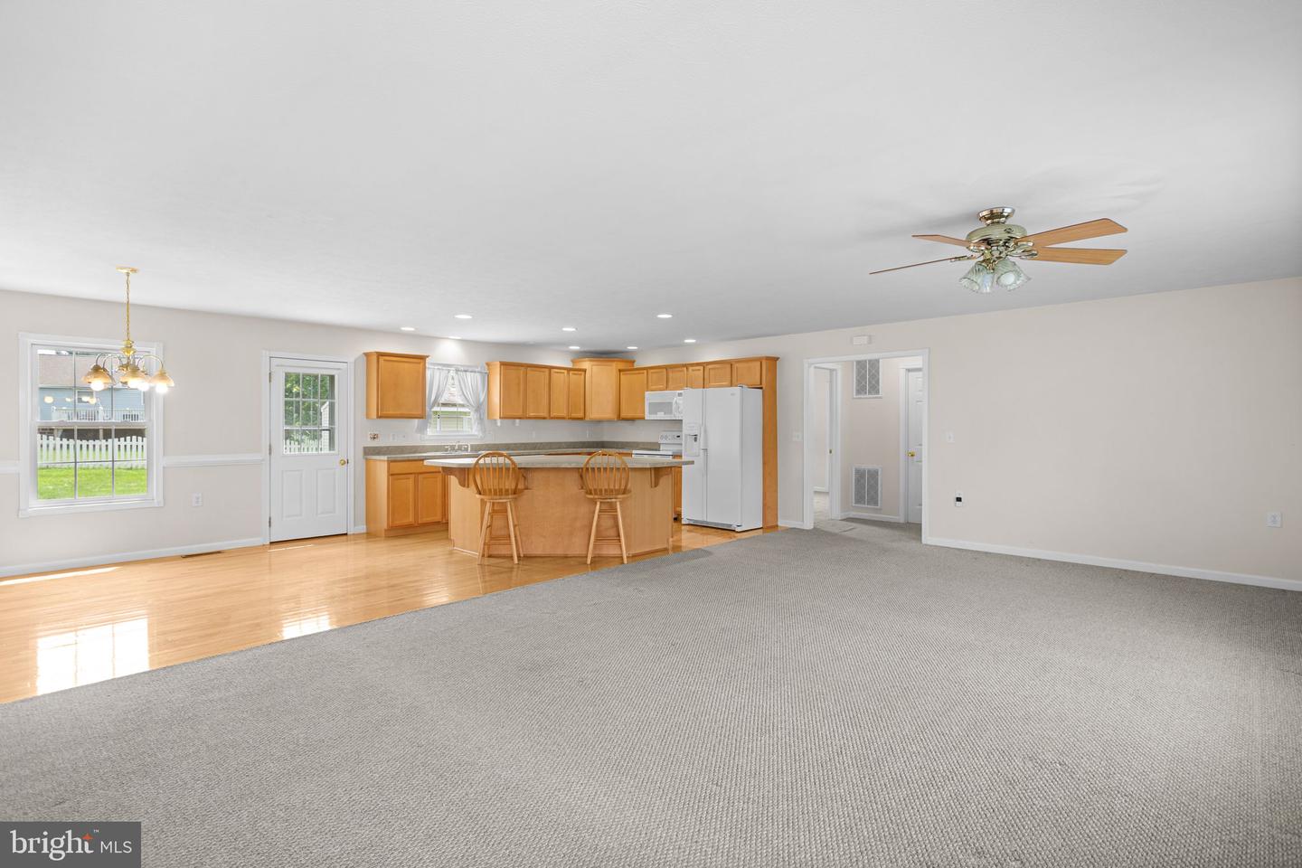 259 N SUNSET DR, BROADWAY, Virginia 22815, 3 Bedrooms Bedrooms, ,2 BathroomsBathrooms,Residential,For sale,259 N SUNSET DR,VARO2002500 MLS # VARO2002500