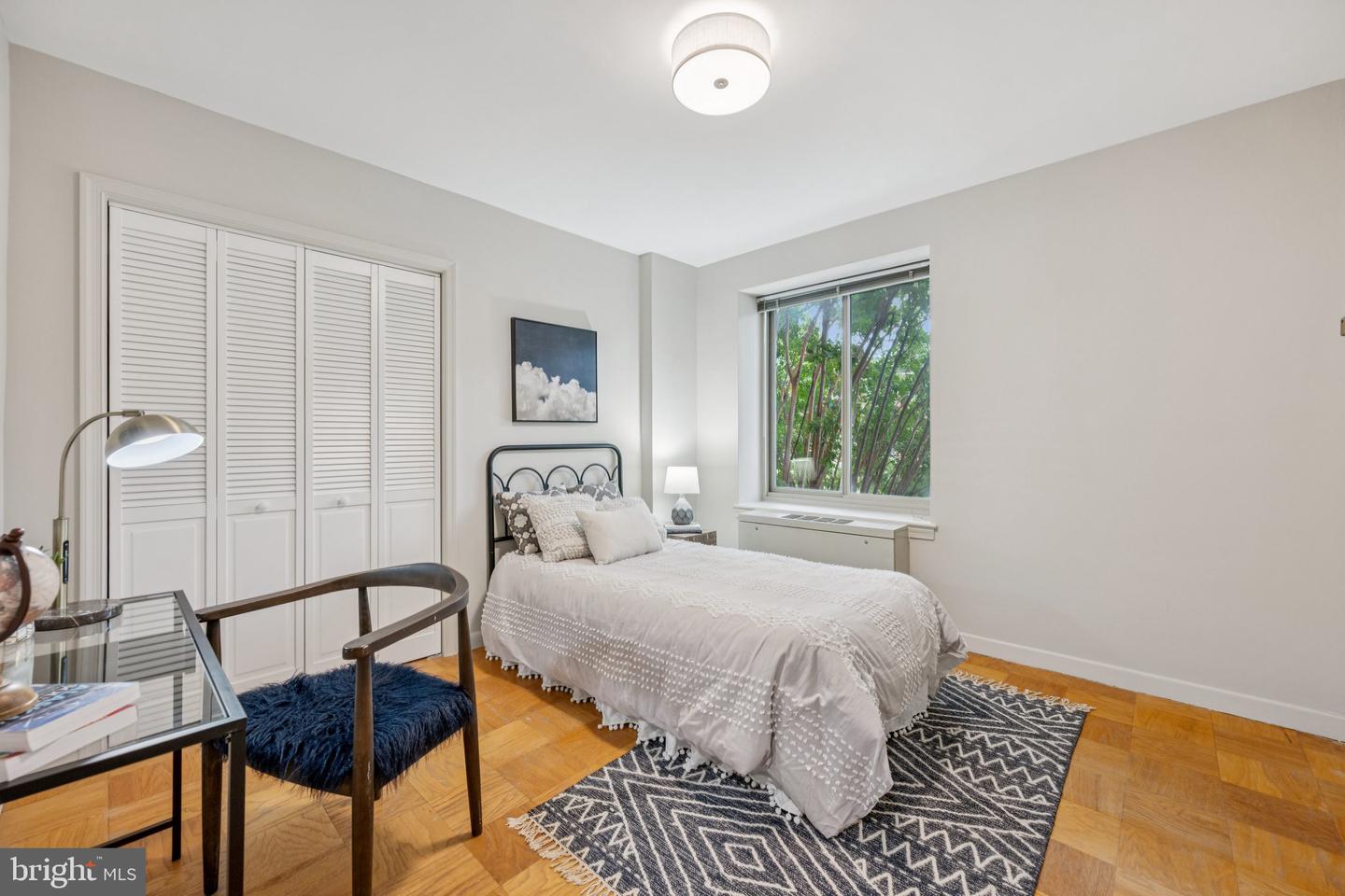3000 SPOUT RUN PKWY #D212, ARLINGTON, Virginia 22201, 2 Bedrooms Bedrooms, ,1 BathroomBathrooms,Residential,For sale,3000 SPOUT RUN PKWY #D212,VAAR2062374 MLS # VAAR2062374