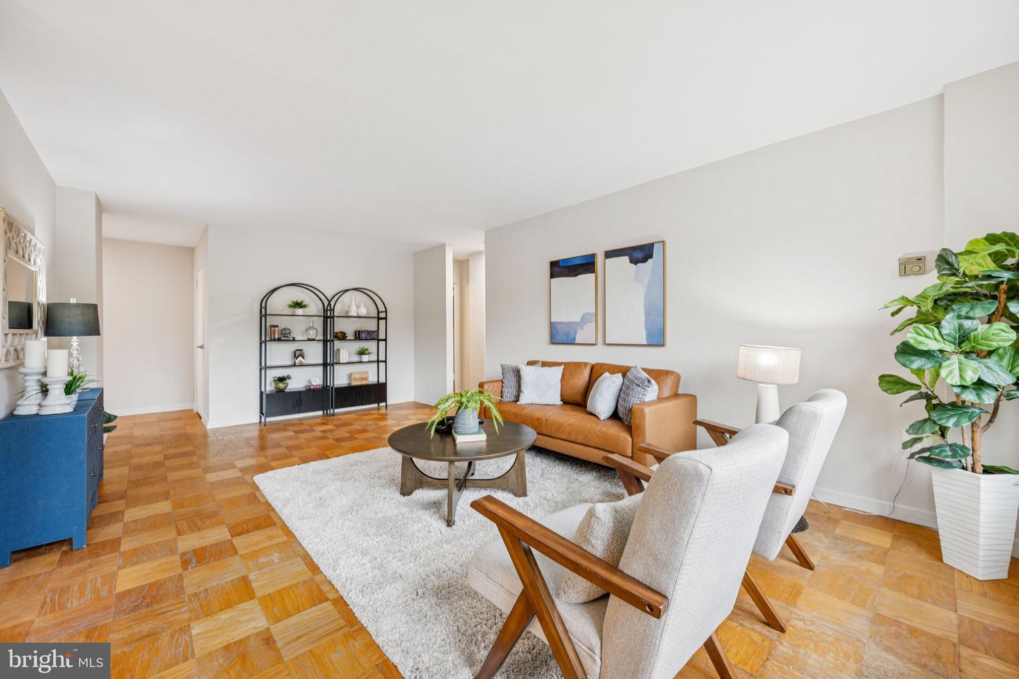3000 SPOUT RUN PKWY #D212, ARLINGTON, Virginia 22201, 2 Bedrooms Bedrooms, ,1 BathroomBathrooms,Residential,For sale,3000 SPOUT RUN PKWY #D212,VAAR2062374 MLS # VAAR2062374
