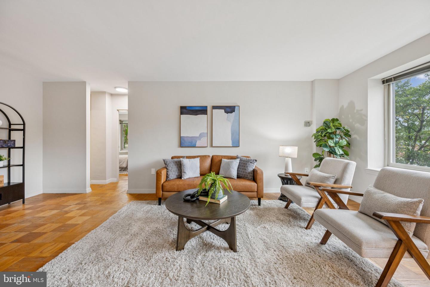3000 SPOUT RUN PKWY #D212, ARLINGTON, Virginia 22201, 2 Bedrooms Bedrooms, ,1 BathroomBathrooms,Residential,For sale,3000 SPOUT RUN PKWY #D212,VAAR2062374 MLS # VAAR2062374