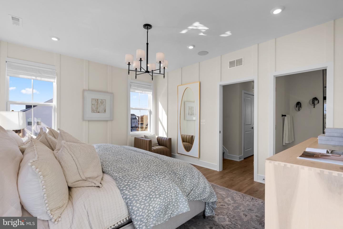 42129 SHINING STAR SQ, ASHBURN, Virginia 20148, 3 Bedrooms Bedrooms, ,2 BathroomsBathrooms,Residential,For sale,42129 SHINING STAR SQ,VALO2104700 MLS # VALO2104700
