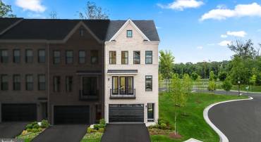 42129 SHINING STAR SQ, ASHBURN, Virginia 20148, 3 Bedrooms Bedrooms, ,2 BathroomsBathrooms,Residential,For sale,42129 SHINING STAR SQ,VALO2104700 MLS # VALO2104700