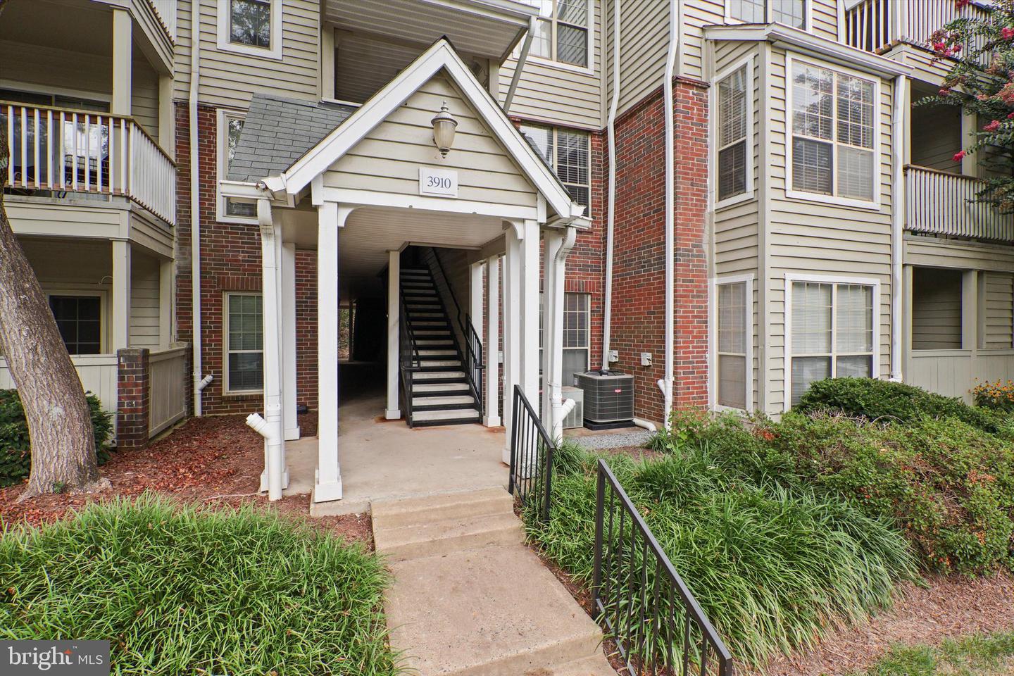 3910 PENDERVIEW DR #632, FAIRFAX, Virginia 22033, 1 Bedroom Bedrooms, ,1 BathroomBathrooms,Residential,For sale,3910 PENDERVIEW DR #632,VAFX2261708 MLS # VAFX2261708