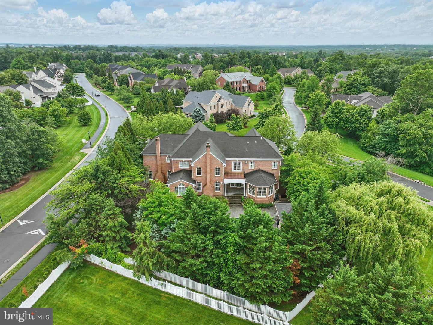 43582 OLD KINDERHOOK DR, ASHBURN, Virginia 20147, 5 Bedrooms Bedrooms, ,6 BathroomsBathrooms,Residential,For sale,43582 OLD KINDERHOOK DR,VALO2104706 MLS # VALO2104706