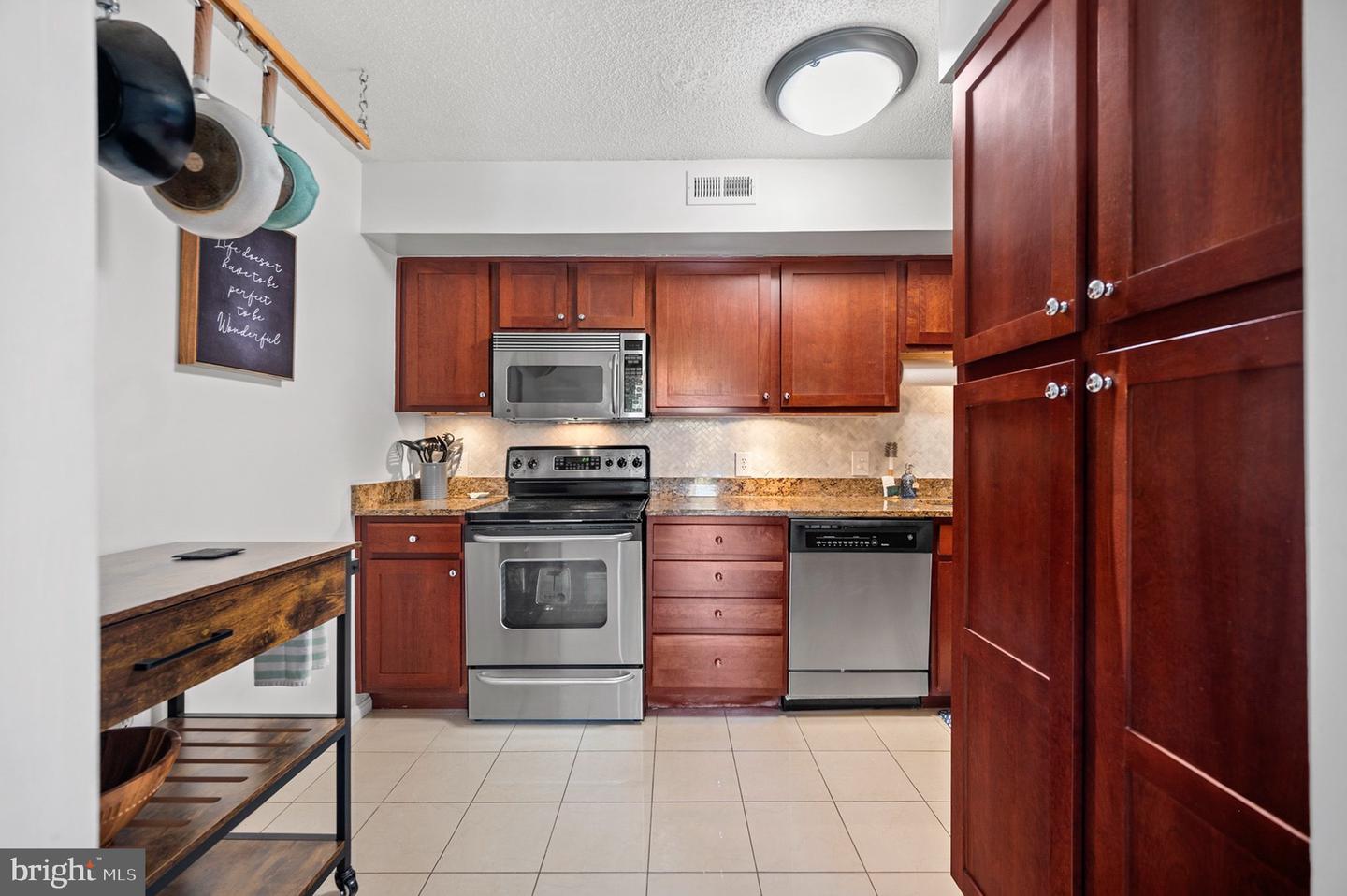 2230 GEORGE C MARSHALL DR #515, FALLS CHURCH, Virginia 22043, 2 Bedrooms Bedrooms, 9 Rooms Rooms,2 BathroomsBathrooms,Residential,For sale,2230 GEORGE C MARSHALL DR #515,VAFX2261722 MLS # VAFX2261722