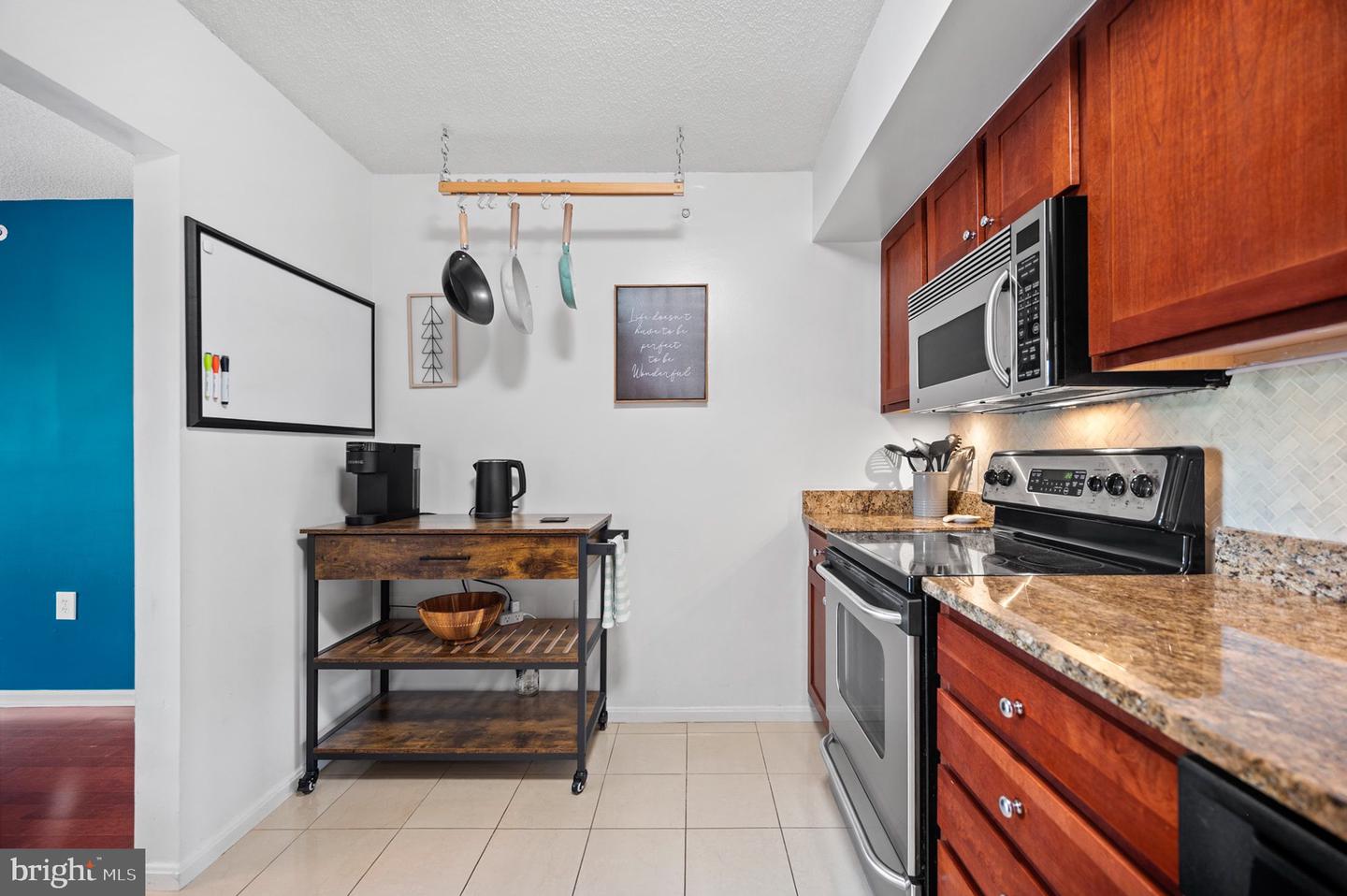 2230 GEORGE C MARSHALL DR #515, FALLS CHURCH, Virginia 22043, 2 Bedrooms Bedrooms, 9 Rooms Rooms,2 BathroomsBathrooms,Residential,For sale,2230 GEORGE C MARSHALL DR #515,VAFX2261722 MLS # VAFX2261722