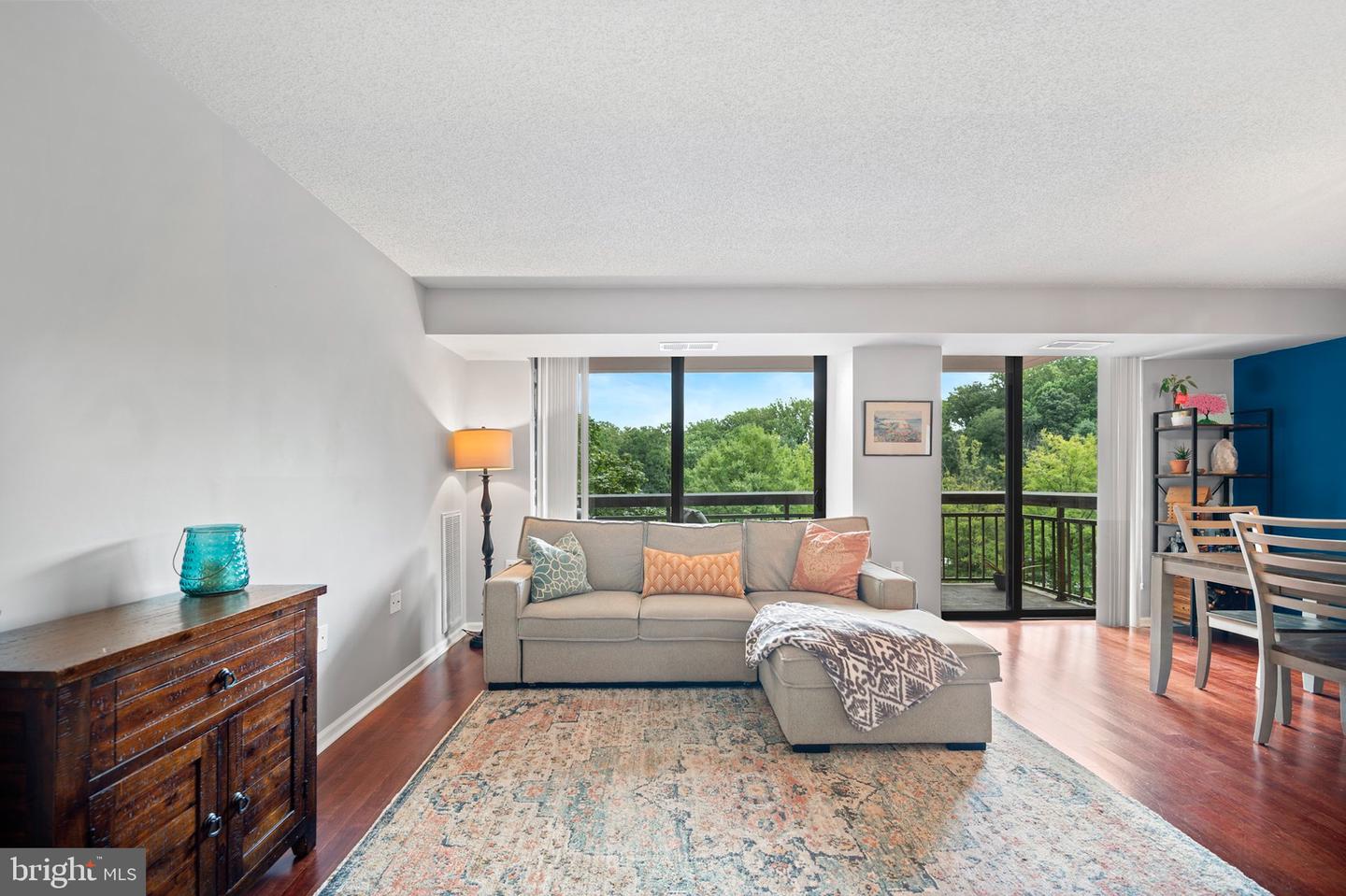 2230 GEORGE C MARSHALL DR #515, FALLS CHURCH, Virginia 22043, 2 Bedrooms Bedrooms, 9 Rooms Rooms,2 BathroomsBathrooms,Residential,For sale,2230 GEORGE C MARSHALL DR #515,VAFX2261722 MLS # VAFX2261722
