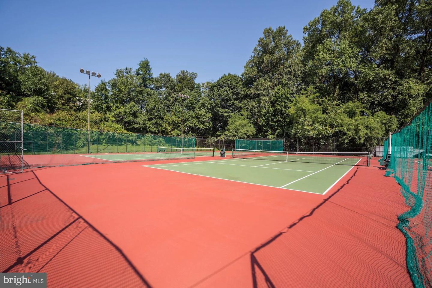 2230 GEORGE C MARSHALL DR #515, FALLS CHURCH, Virginia 22043, 2 Bedrooms Bedrooms, 9 Rooms Rooms,2 BathroomsBathrooms,Residential,For sale,2230 GEORGE C MARSHALL DR #515,VAFX2261722 MLS # VAFX2261722