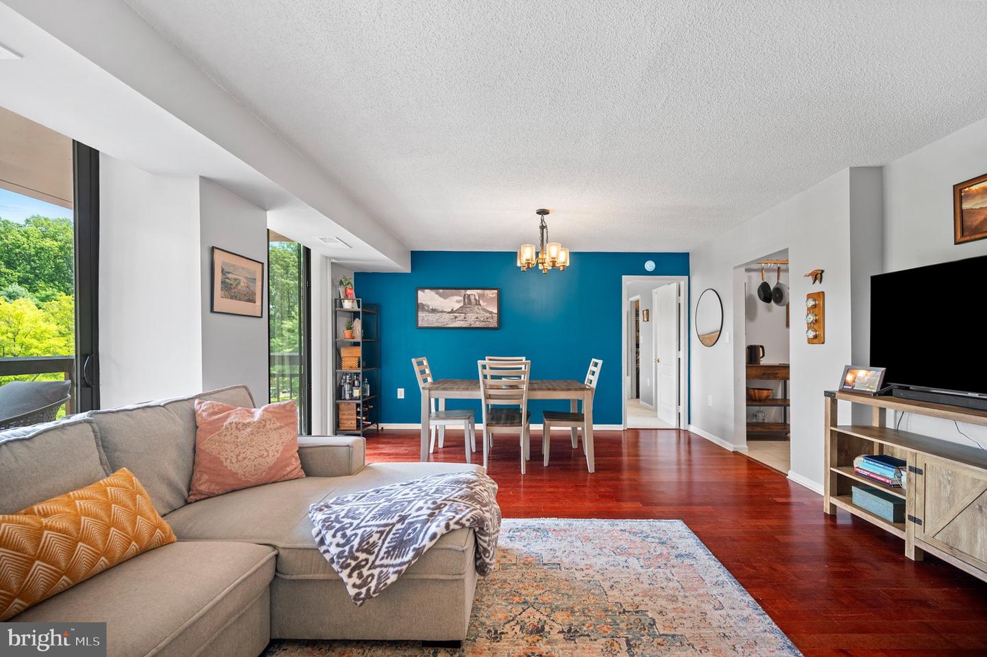2230 GEORGE C MARSHALL DR #515, FALLS CHURCH, Virginia 22043, 2 Bedrooms Bedrooms, 9 Rooms Rooms,2 BathroomsBathrooms,Residential,For sale,2230 GEORGE C MARSHALL DR #515,VAFX2261722 MLS # VAFX2261722