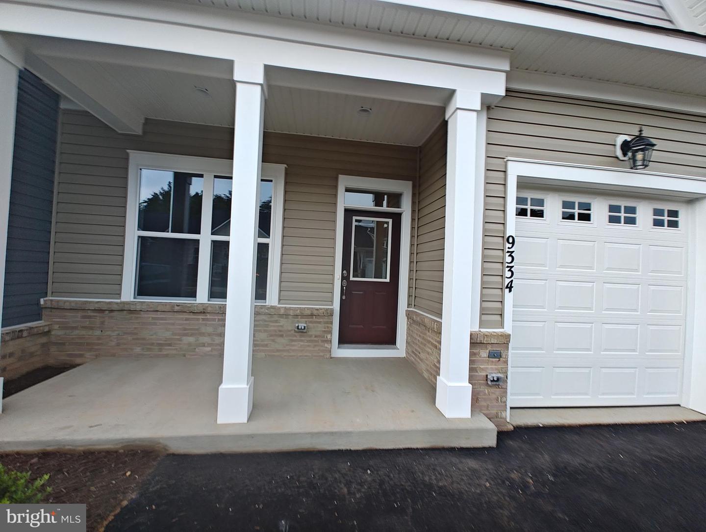 9334 CRESTVIEW RIDGE DR, BRISTOW, Virginia 20136, 2 Bedrooms Bedrooms, ,2 BathroomsBathrooms,Residential,For sale,9334 CRESTVIEW RIDGE DR,VAPW2101686 MLS # VAPW2101686