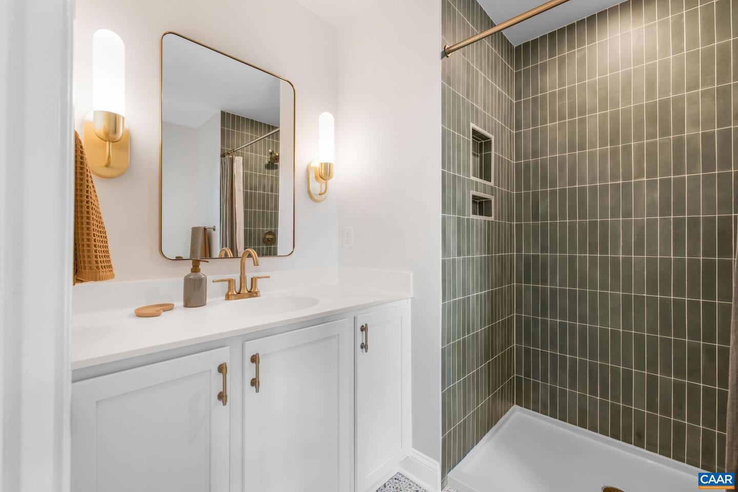 3706 THICKET RUN PL, CHARLOTTESVILLE, Virginia 22911, 5 Bedrooms Bedrooms, ,4 BathroomsBathrooms,Residential,For sale,3706 THICKET RUN PL,667933 MLS # 667933