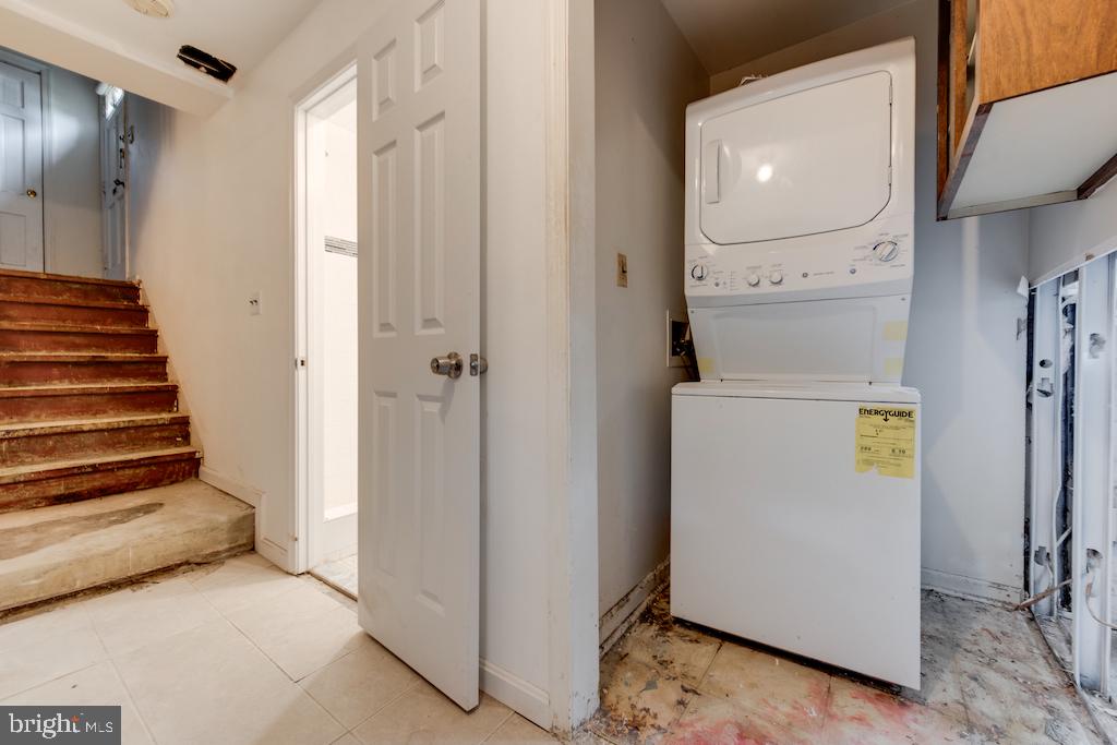 2015 37TH ST SE #102, WASHINGTON, District Of Columbia 20020, 3 Bedrooms Bedrooms, ,2 BathroomsBathrooms,Residential,For sale,2015 37TH ST SE #102,DCDC2215464 MLS # DCDC2215464